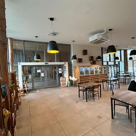 Stylish Escape With Views