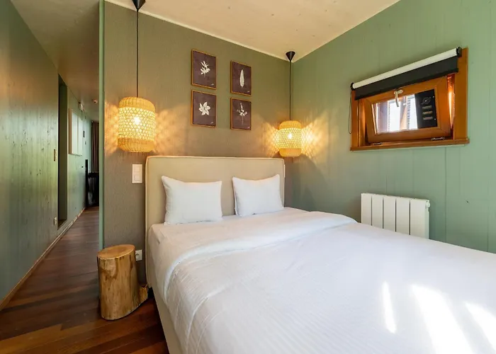 Holiday home Stylish Escape With Views *