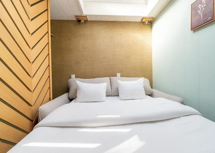 Stylish Escape With Views Antoing